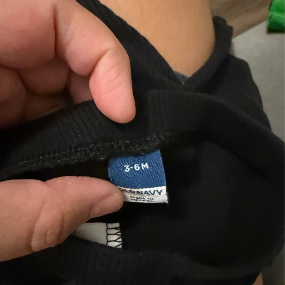 Old Navy Black Ribbed Baby Leggings size 3/6M